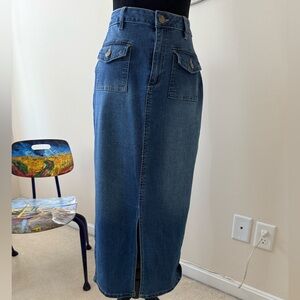 NWOT d. jeans denim midi skirt